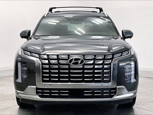Used 2023 Hyundai Palisade Calligraphy w/ Cargo Package image 3