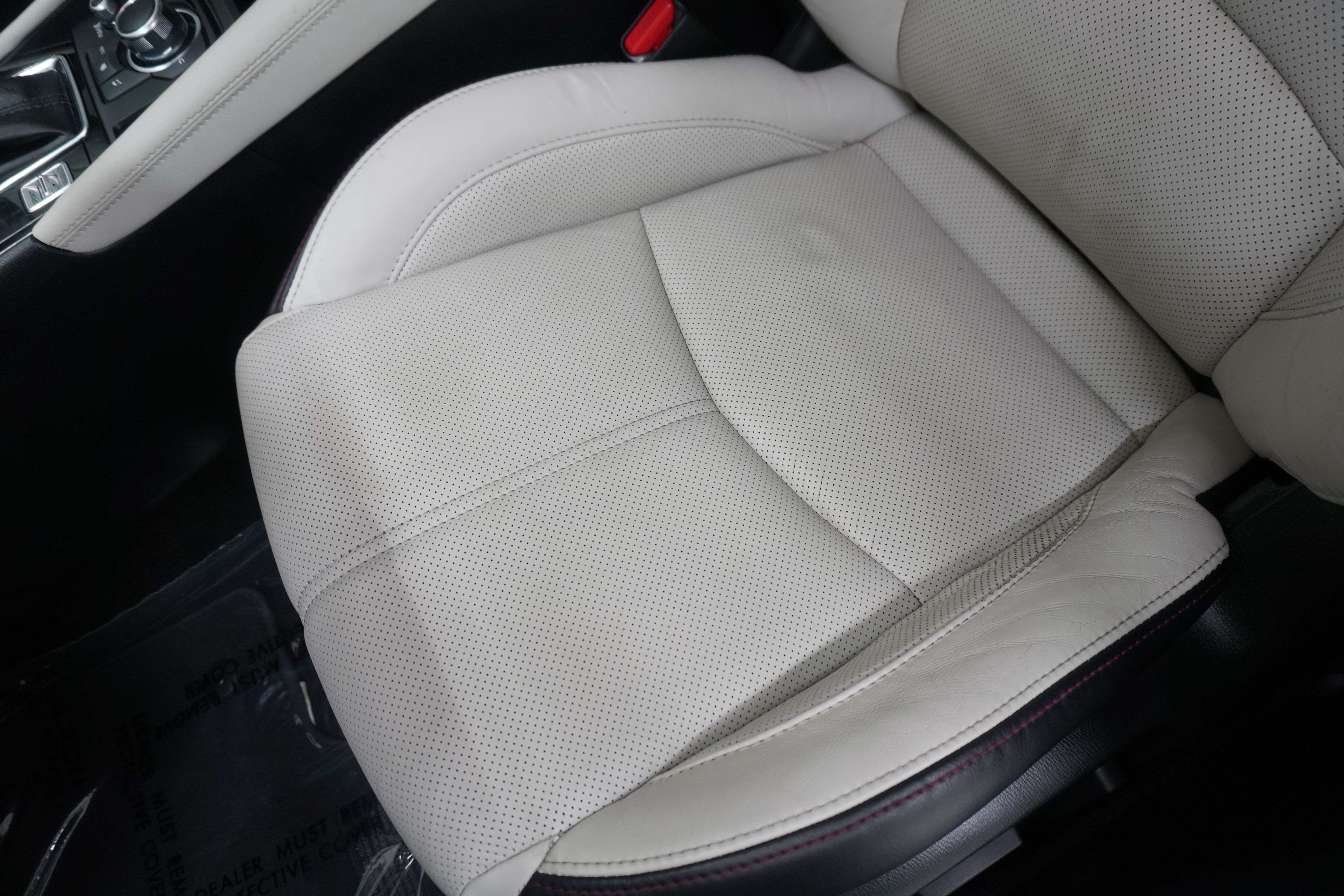 Used 2018 MAZDA MAZDA3 Grand Touring FWD image 11