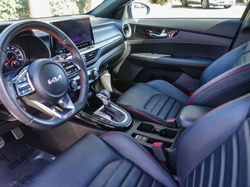 Used 2023 Kia Forte GT w/ GT2 Package FWD image 18
