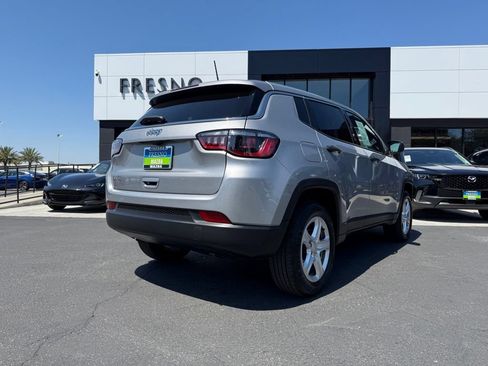 Used 2023 Jeep Compass Sport AWD/4WD image 11