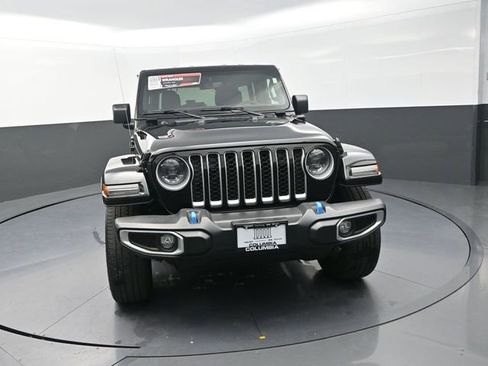 Used 2023 Jeep Wrangler Unlimited Sahara w/ Cold Weather Group AWD/4WD image 5