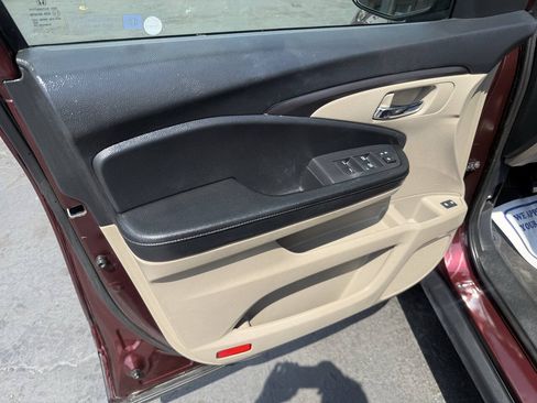 Used 2017 Honda Pilot EX-L image 13