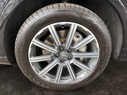 Used 2017 Audi Q7 3.0T Premium Plus AWD/4WD image 38