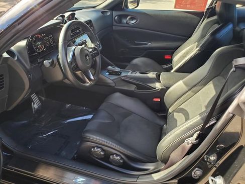 Certified 2024 Nissan Z Performance w/ Floor Mat Package image 11