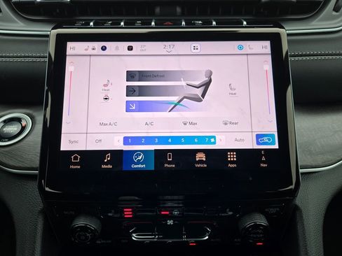 New 2025 Jeep Grand Cherokee Limited image 19