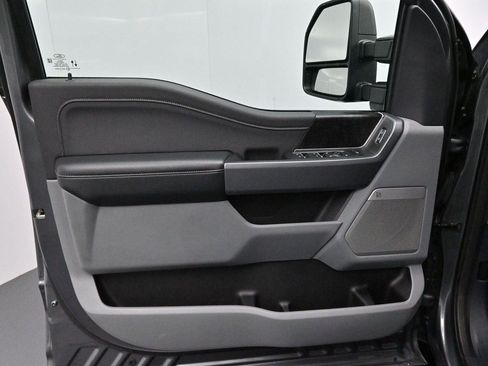 Used 2023 Ford F350 XLT w/ XLT Premium Package AWD/4WD image 11