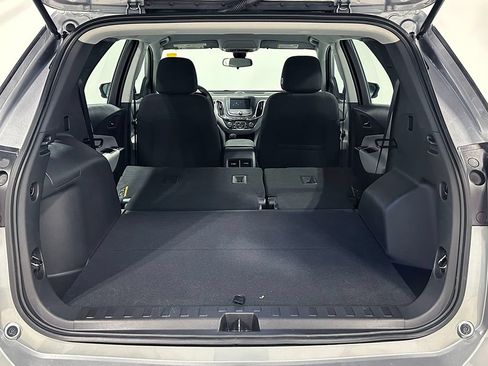 Used 2023 Chevrolet Equinox LS AWD/4WD image 5