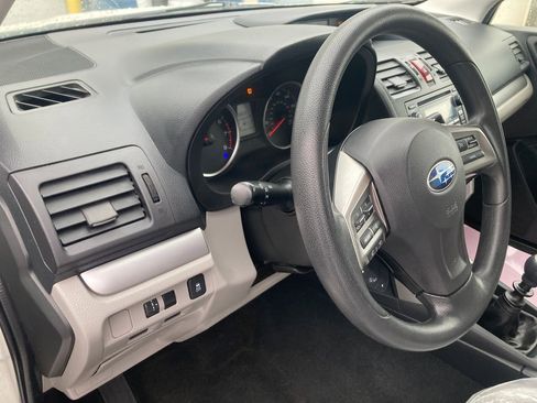 Used 2015 Subaru Forester 2.5i image 17