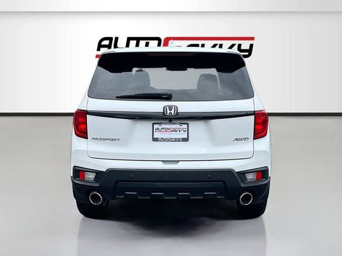 Used 2025 Honda Passport EX-L image 6