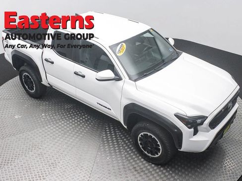 Used 2024 Toyota Tacoma TRD Off-Road AWD/4WD image 3