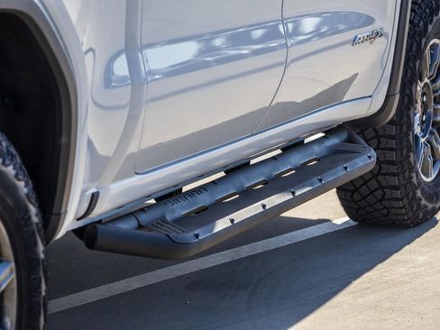 New 2025 GMC Sierra 1500 AT4X image 10