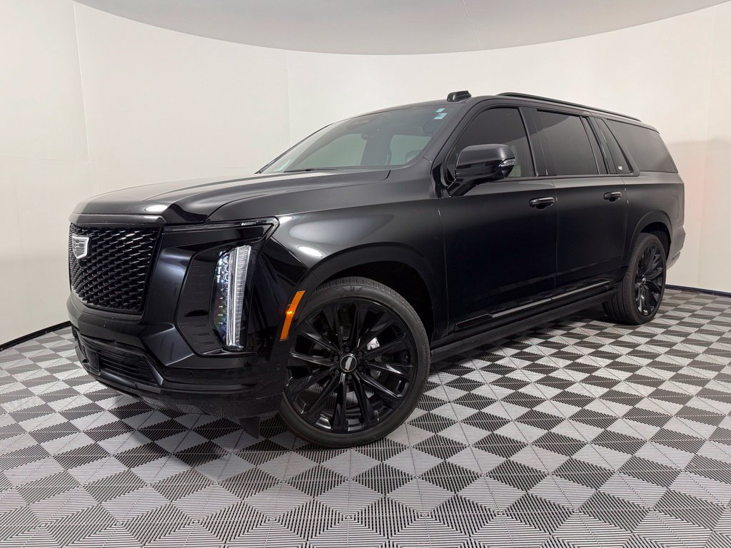 Used 2025 Cadillac Escalade ESV Sport Platinum w/ LPO, ONYX Package AWD/4WD image 1