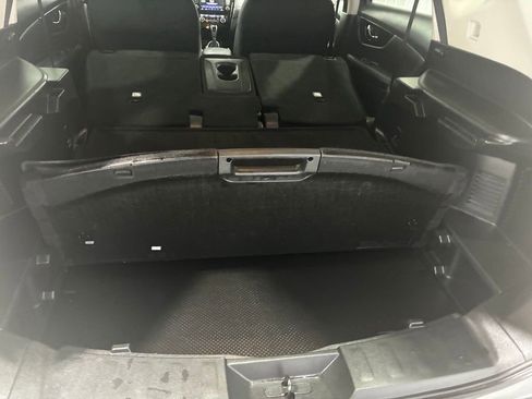 Used 2019 Nissan Rogue SV AWD/4WD image 34