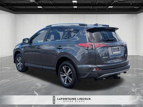 Used 2017 Toyota RAV4 XLE w/ Plus Extra Value Package AWD/4WD image 3