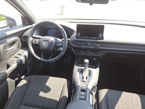 Certified 2025 Honda HR-V Sport image 21