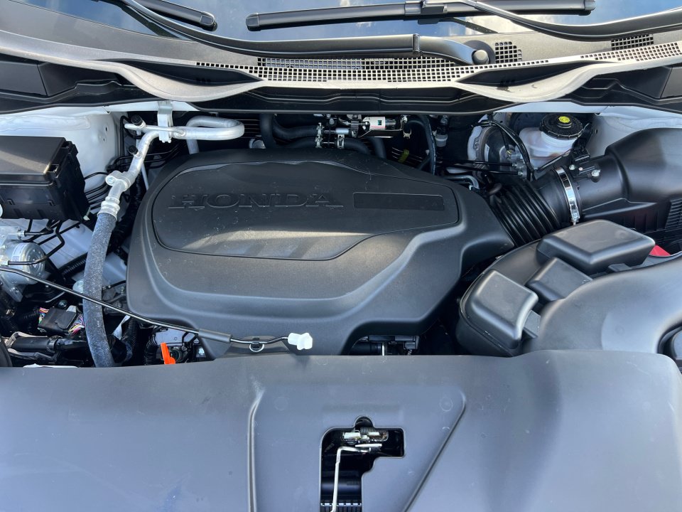 Used 2026 Honda Odyssey Sport-L image 16