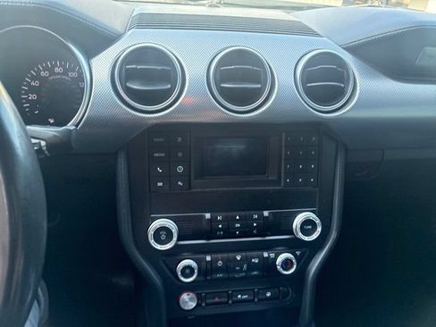 Used 2021 Ford Mustang GT RWD image 15