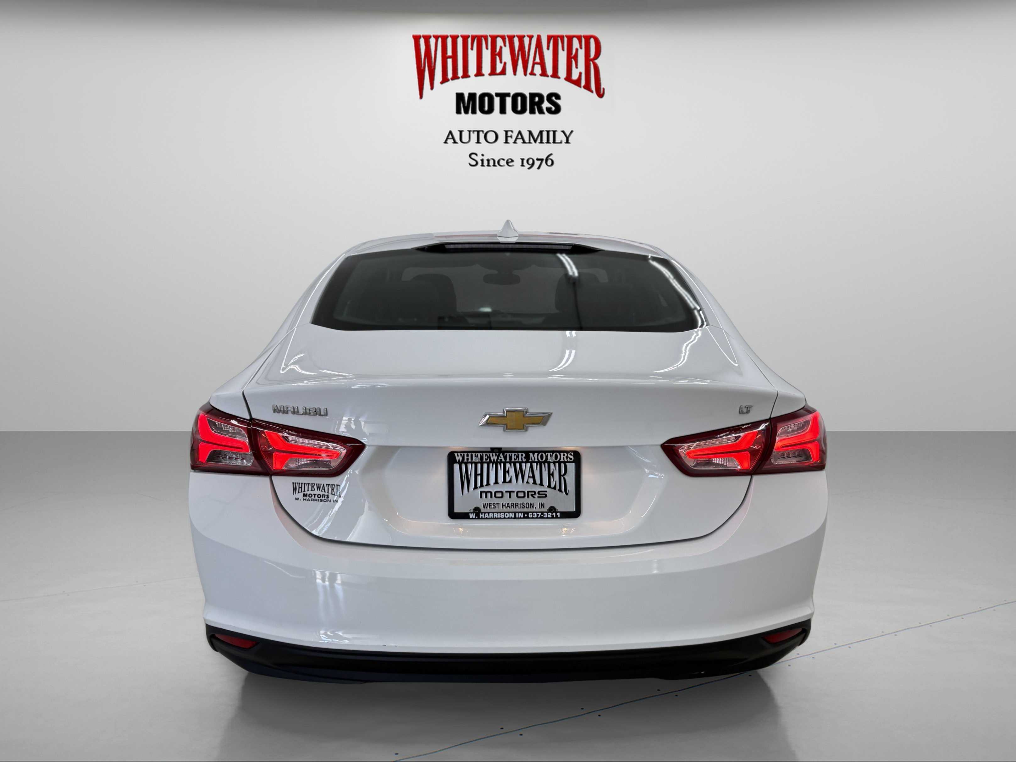 Used 2019 Chevrolet Malibu LT FWD image 3