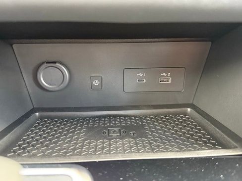 New 2025 Nissan Pathfinder Platinum w/ Cargo Package image 36