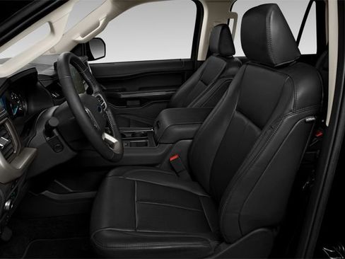 Used 2025 Ford Expedition Active AWD/4WD image 10