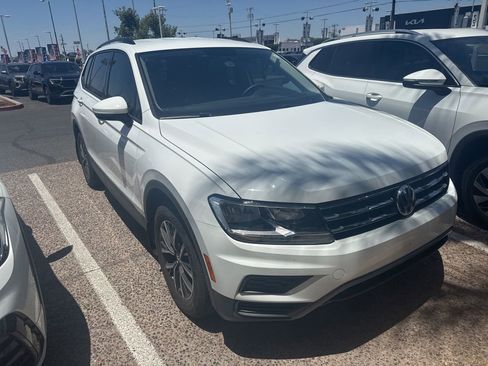 Used 2021 Volkswagen Tiguan S FWD image 9