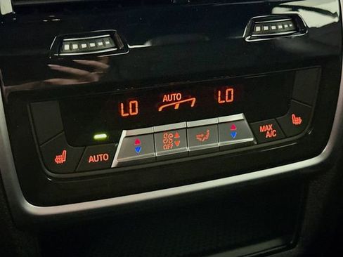 New 2026 BMW X6 xDrive40i w/ Climate Comfort Package image 27