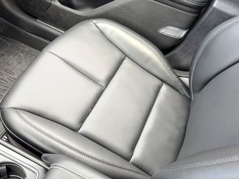 Used 2023 Lincoln Corsair AWD w/ Equipment Group 101A image 35