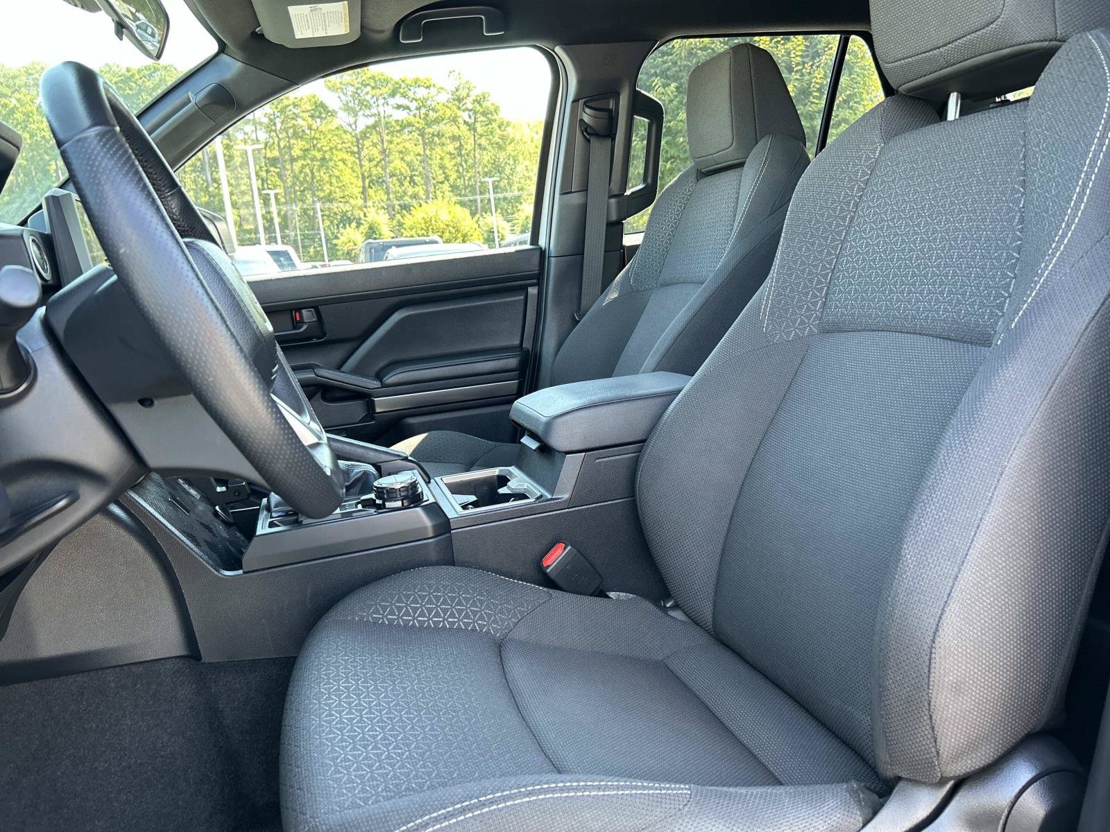 Used 2026 Toyota 4Runner SR5 AWD/4WD image 17