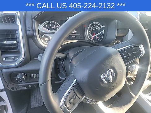 Used 2025 RAM 1500 Laramie image 30