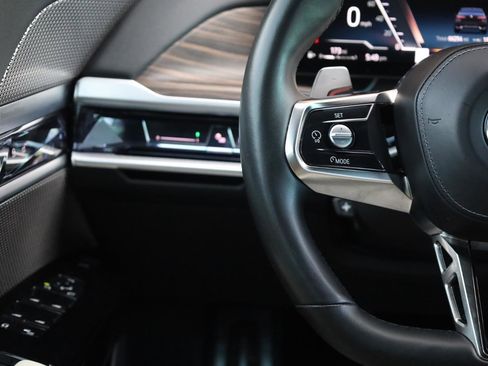 Used 2023 BMW 740i RWD image 35