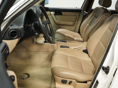 Used 1989 BMW 525i Sedan image 29