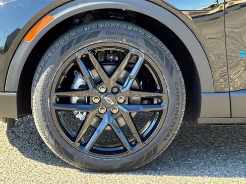 New 2026 Chevrolet Equinox EV LT w/ LPO, Blackout Package image 25