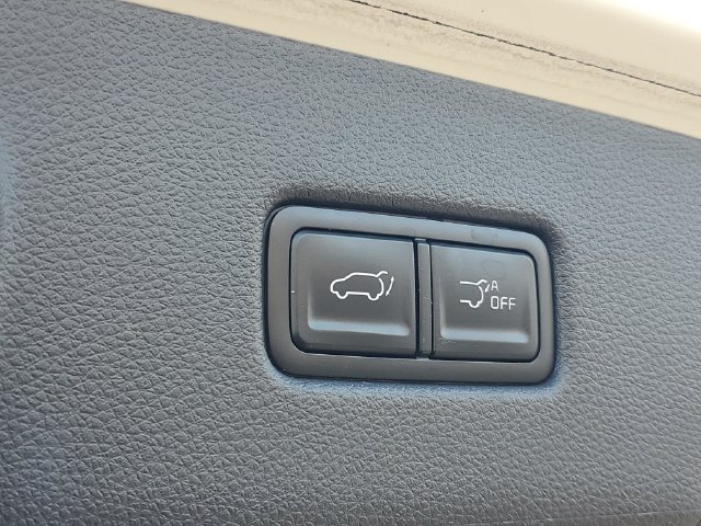 Certified 2024 Kia Carnival SX FWD image 8