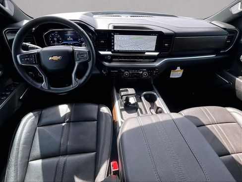 Used 2025 Chevrolet Silverado 1500 High Country w/ Technology Package RWD image 16