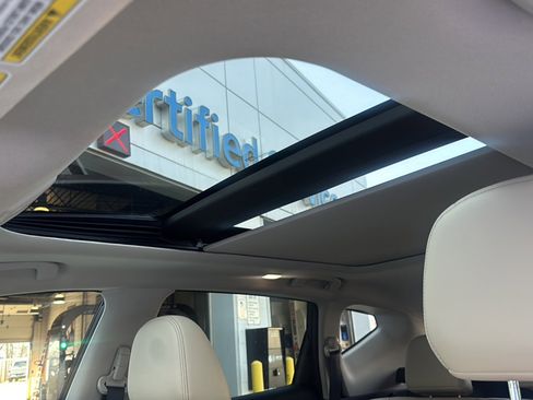 Used 2023 Nissan Murano Platinum w/ Cargo Package image 44