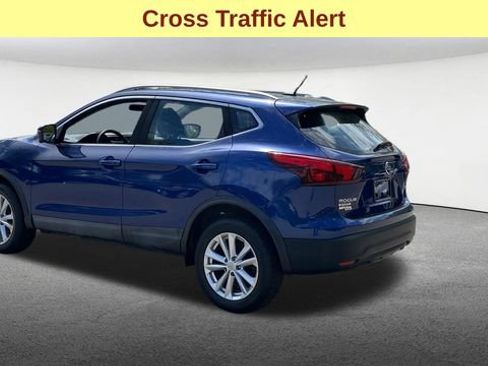 Used 2017 Nissan Rogue Sport SV w/ SV Premium Package AWD/4WD image 6