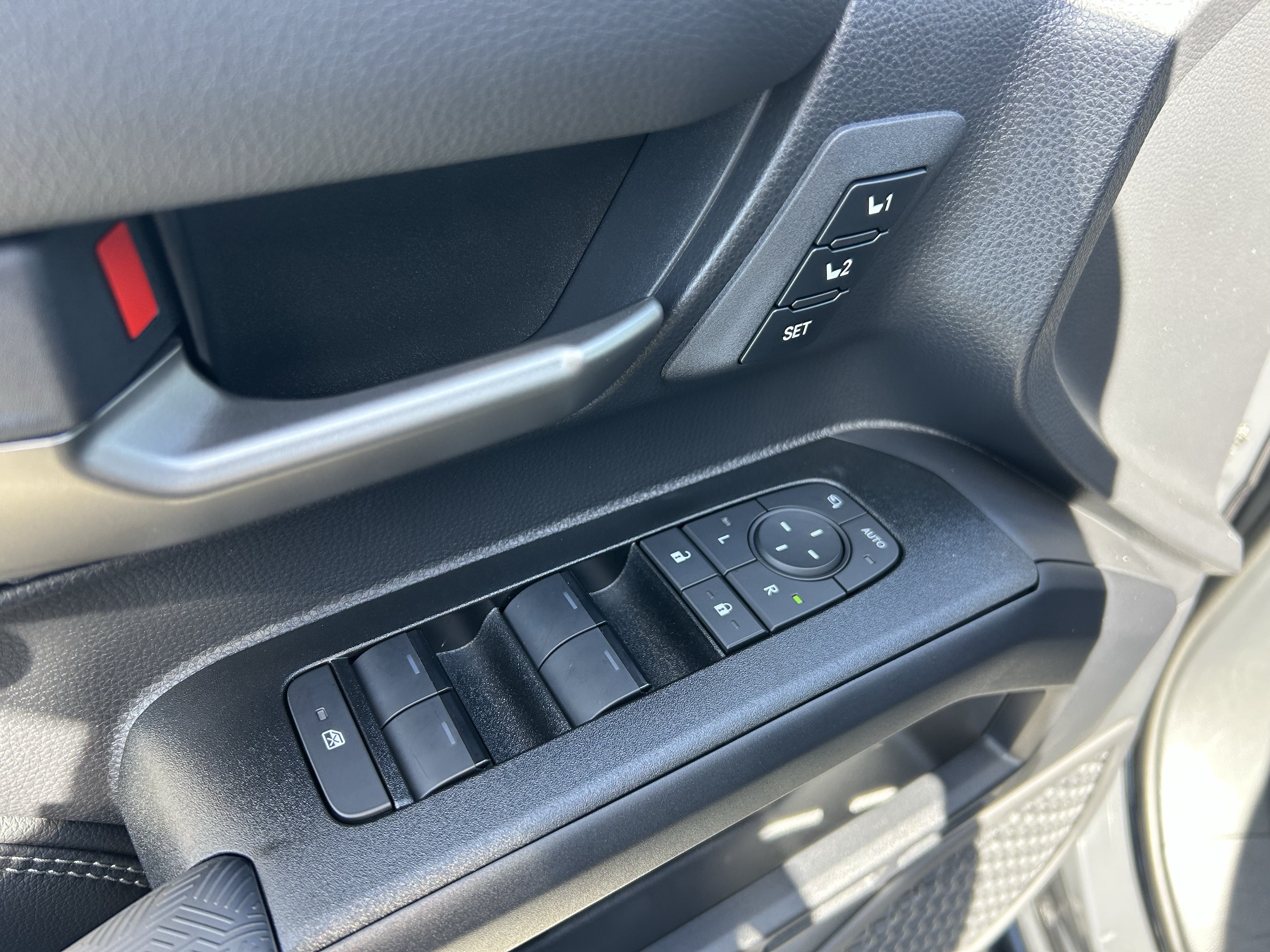 Certified 2026 Toyota 4Runner Limited AWD/4WD image 17