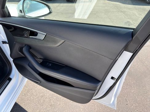 Used 2023 Audi A4 2.0T Premium Plus image 11