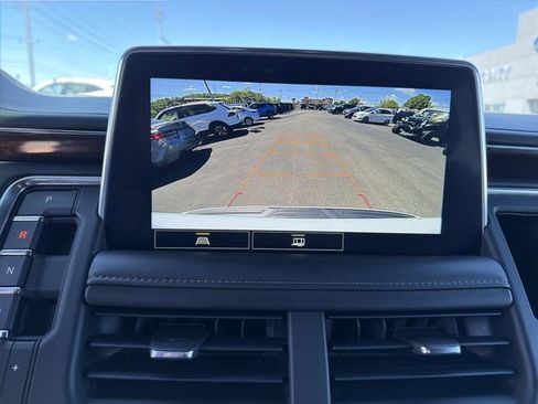 Used 2021 GMC Yukon SLE image 25