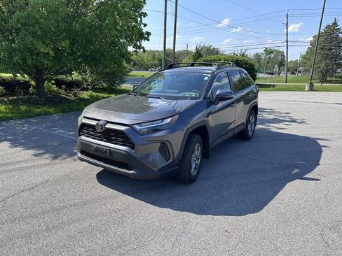 Used 2024 Toyota RAV4 XLE w/ Convenience Package AWD/4WD image 7