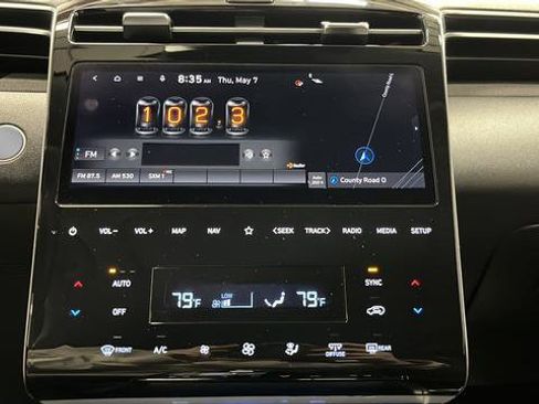 Used 2022 Hyundai Tucson Limited w/ Cargo Package AWD/4WD image 13