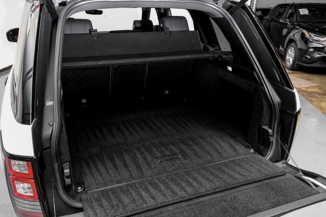 Used 2017 Land Rover Range Rover Supercharged AWD/4WD image 53