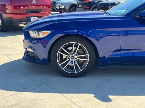 Used 2016 Ford Mustang Premium image 8