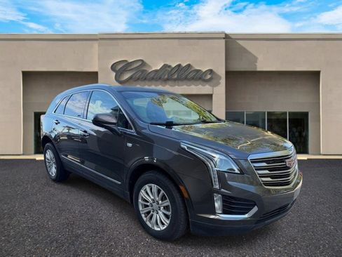 Used 2019 Cadillac XT5 FWD image 1