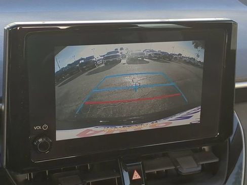 Used 2025 Toyota Corolla LE FWD image 18