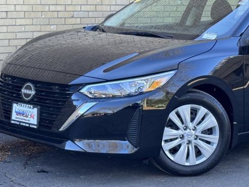 Used 2024 Nissan Sentra S image 31