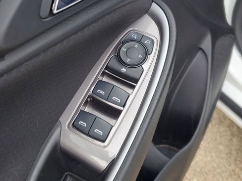 Used 2022 Chevrolet Malibu LT image 17