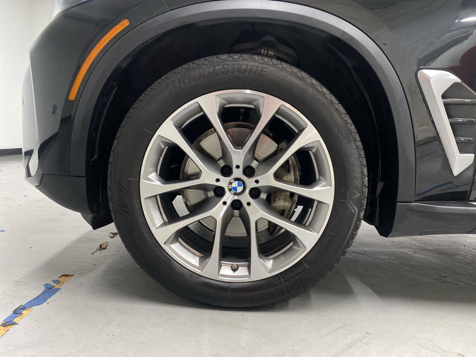 Used 2025 BMW X5 xDrive40i w/ Climate Comfort Package AWD/4WD image 23