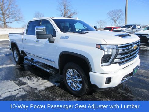 Used 2025 Chevrolet Silverado 2500 High Country w/ Technology Package image 7