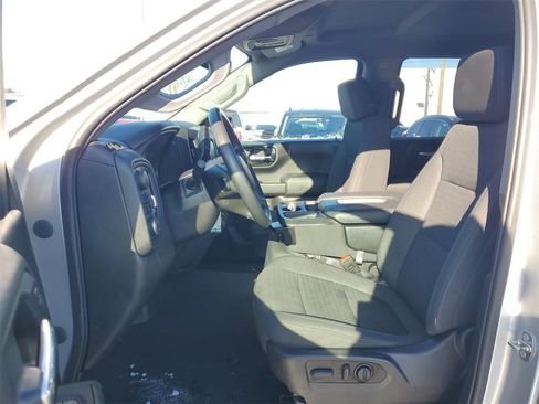 Used 2022 Chevrolet Silverado 1500 Custom Trail Boss w/ Safety Confidence Package image 11